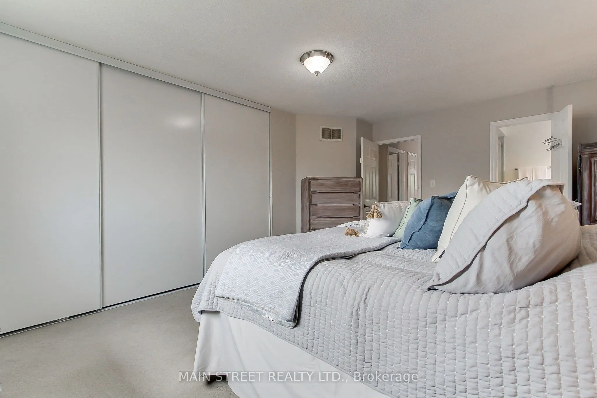 70 Dunsmore Crescent