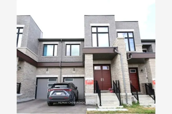 12 SCHMELTZER Crescent