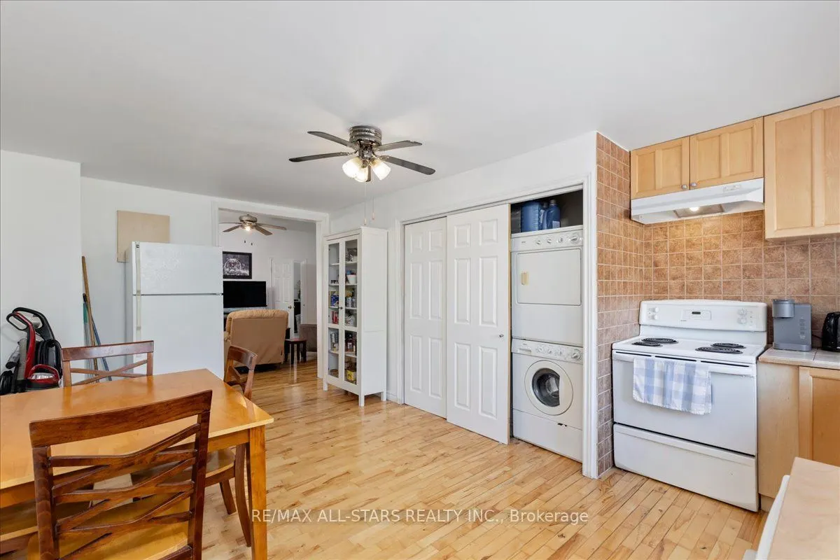 27182 Woodbine Avenue
