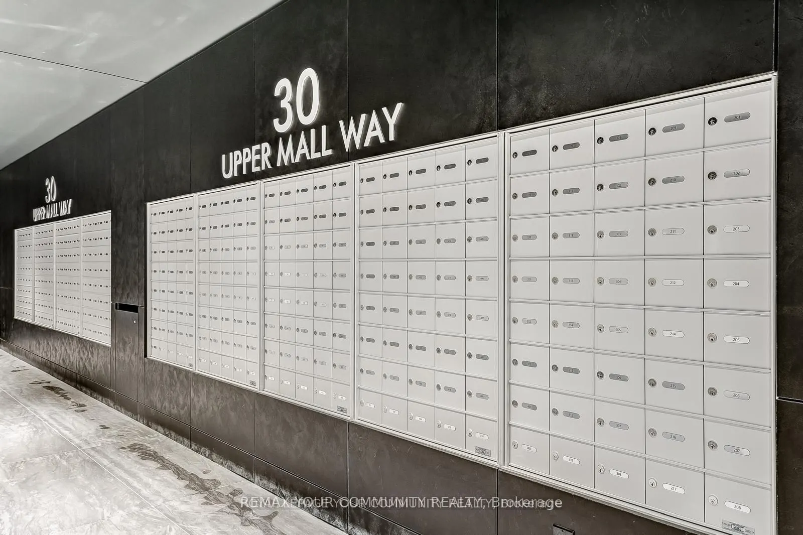 30 Upper Mall Way #3006
