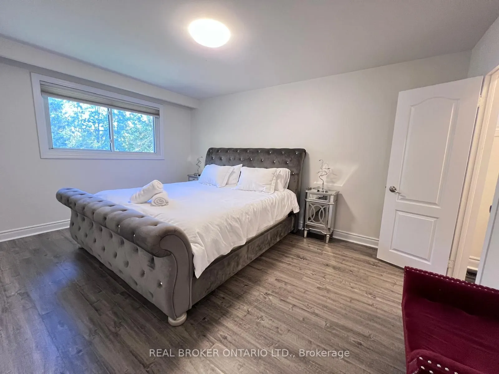 105 Fred Varley Drive