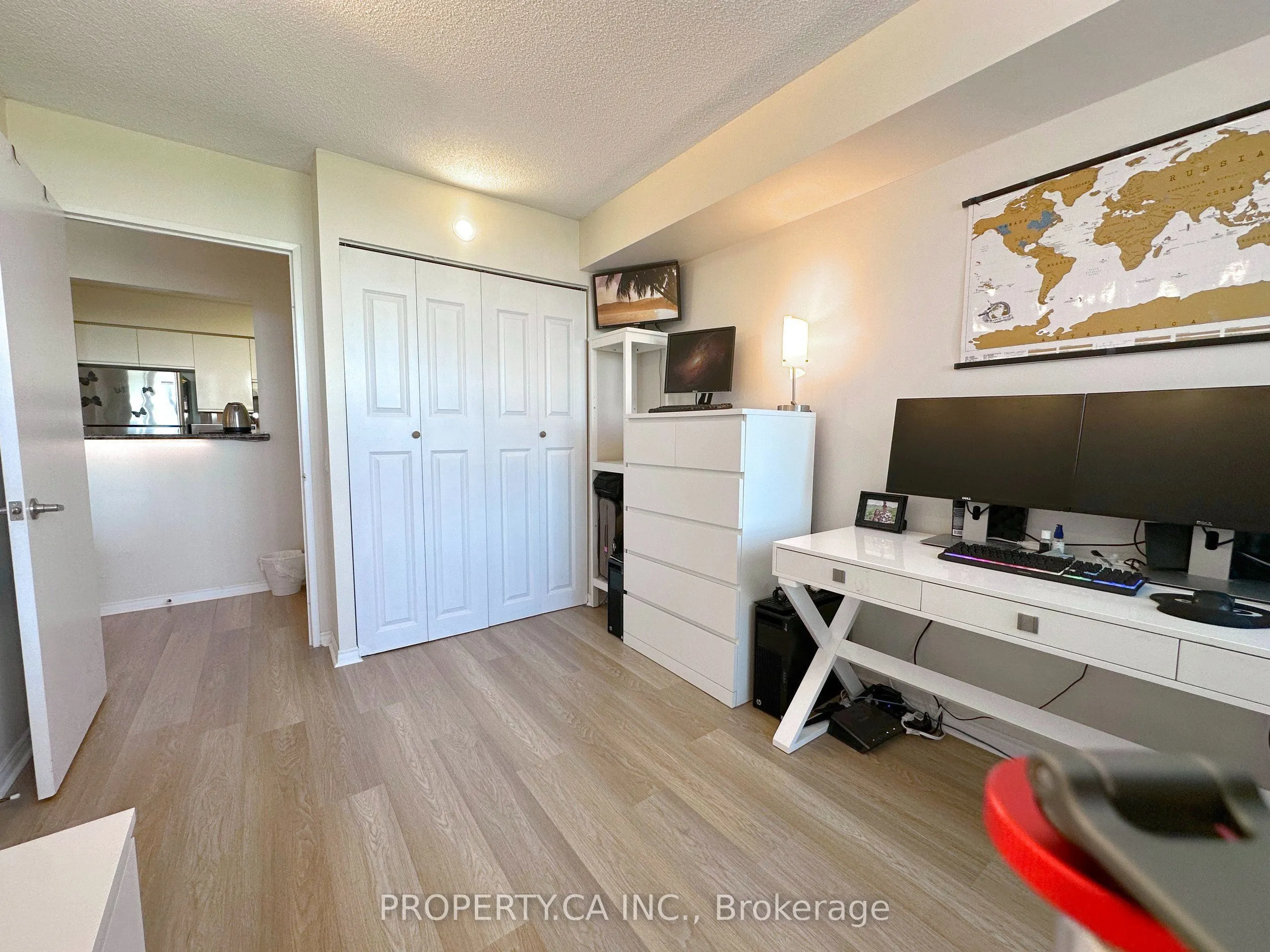 91 Townsgate Drive #701