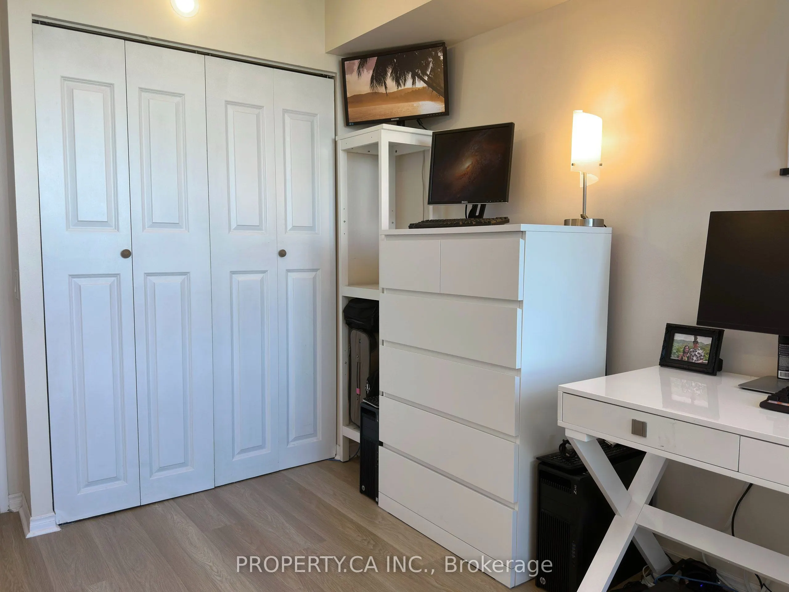 91 Townsgate Drive #701