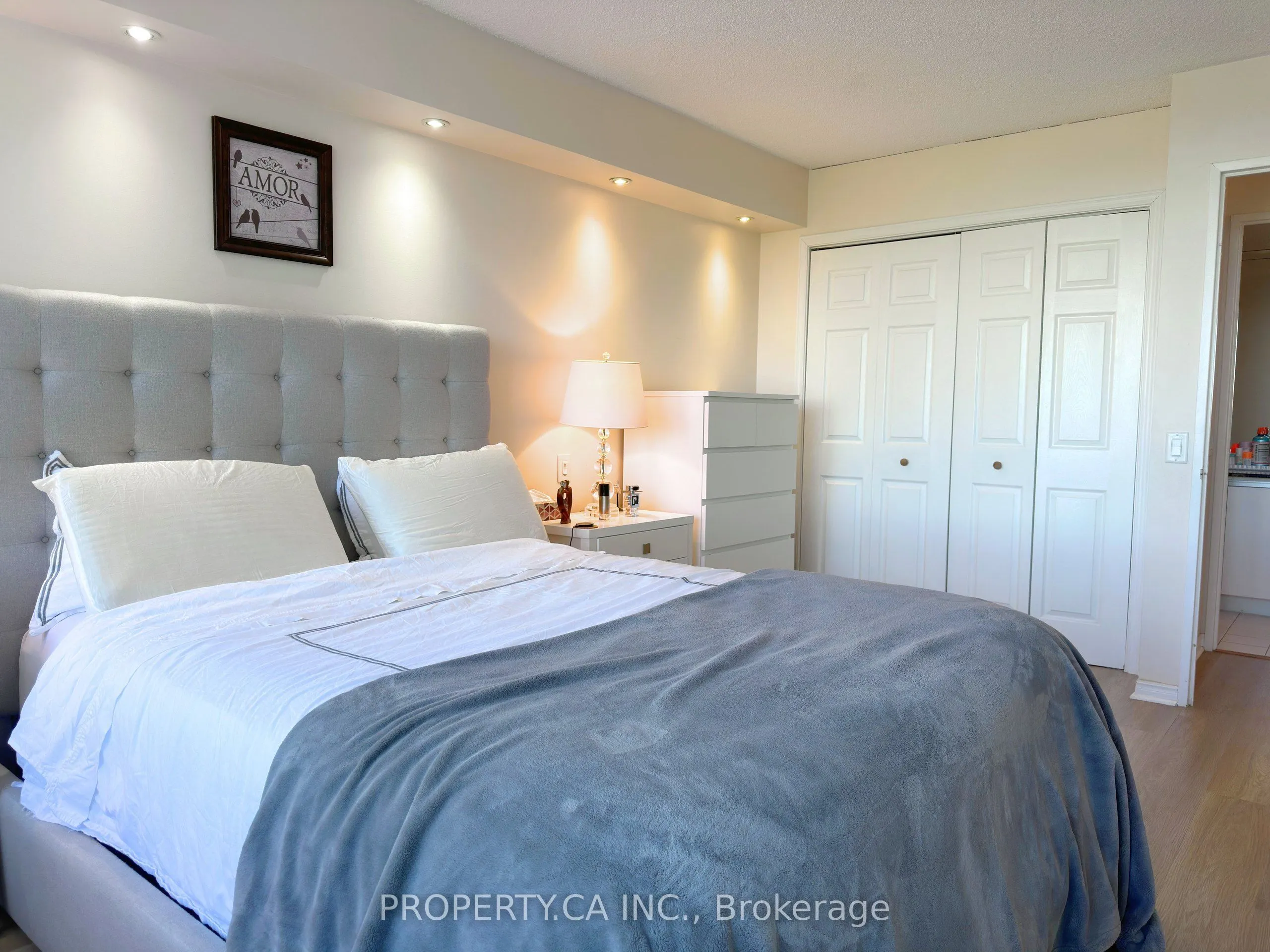 91 Townsgate Drive #701