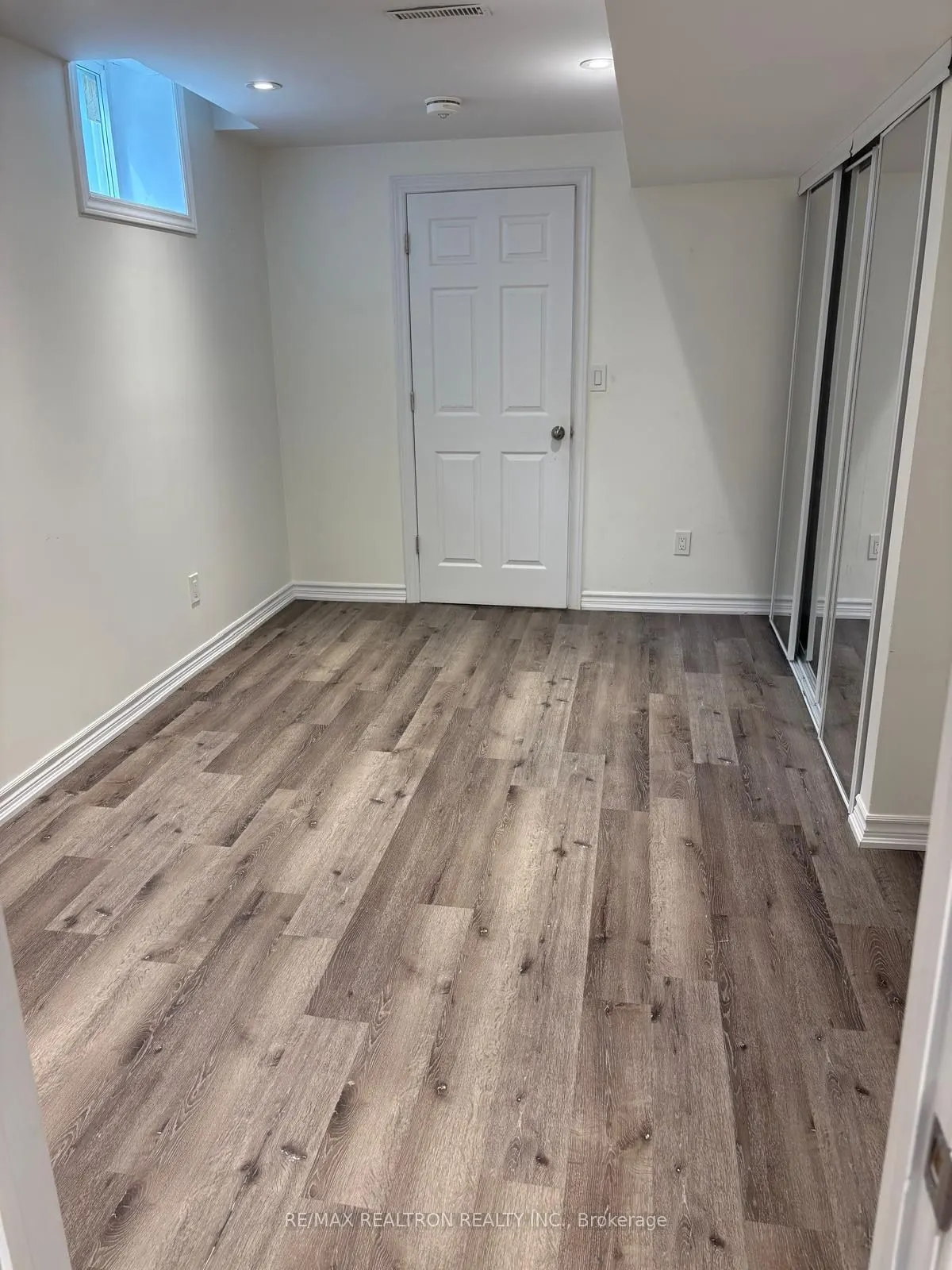 328 Salisbury Lane
