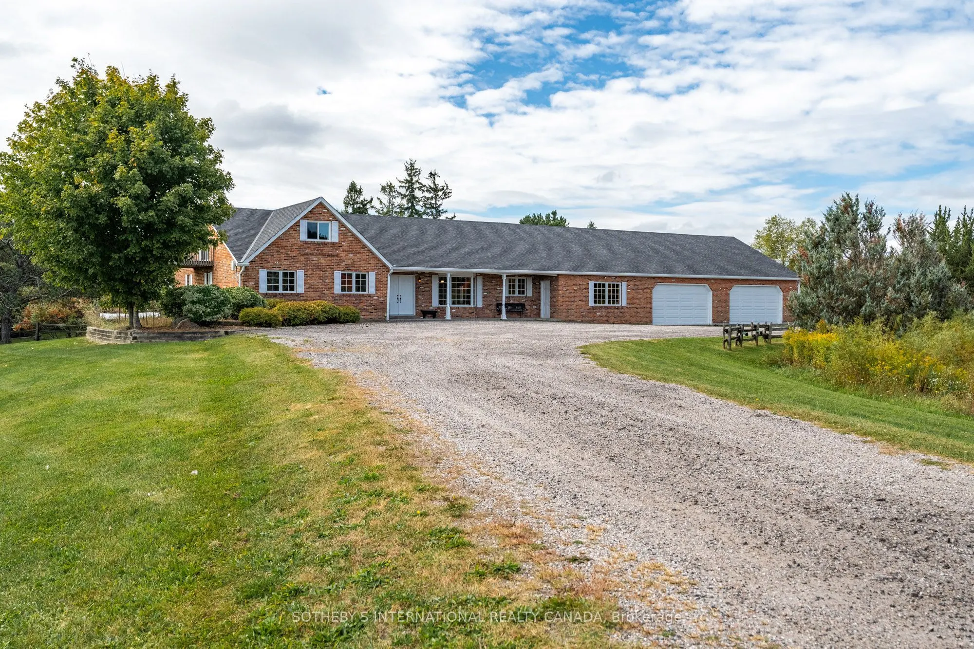 6055 17th Side Road
