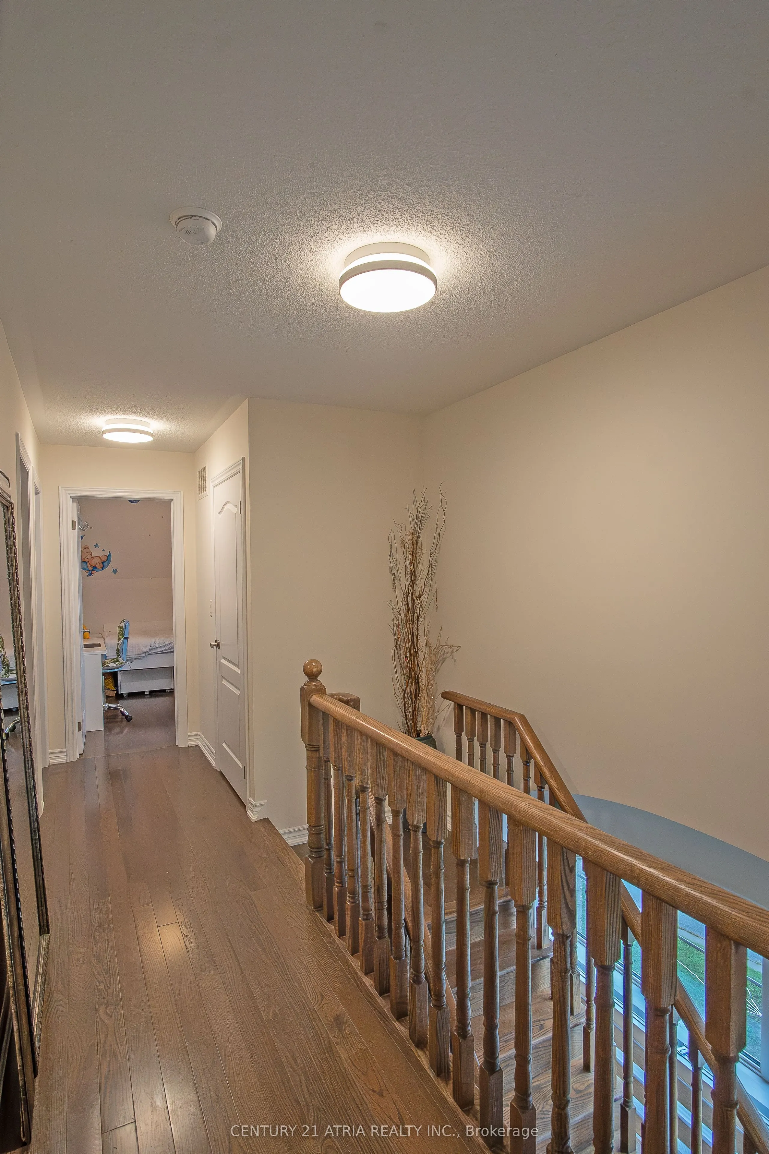 10951 Woodbine Avenue
