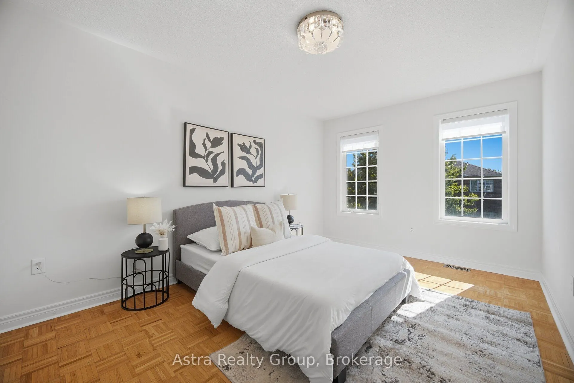 14 Daiseyfield Crescent