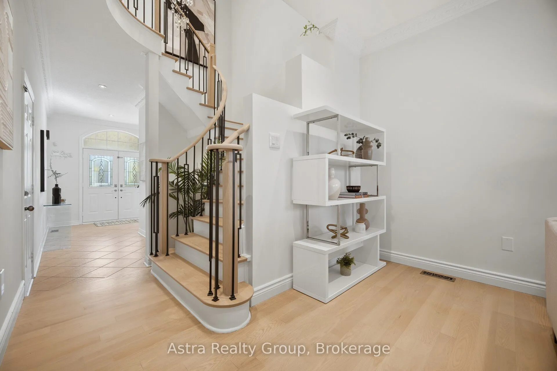 14 Daiseyfield Crescent