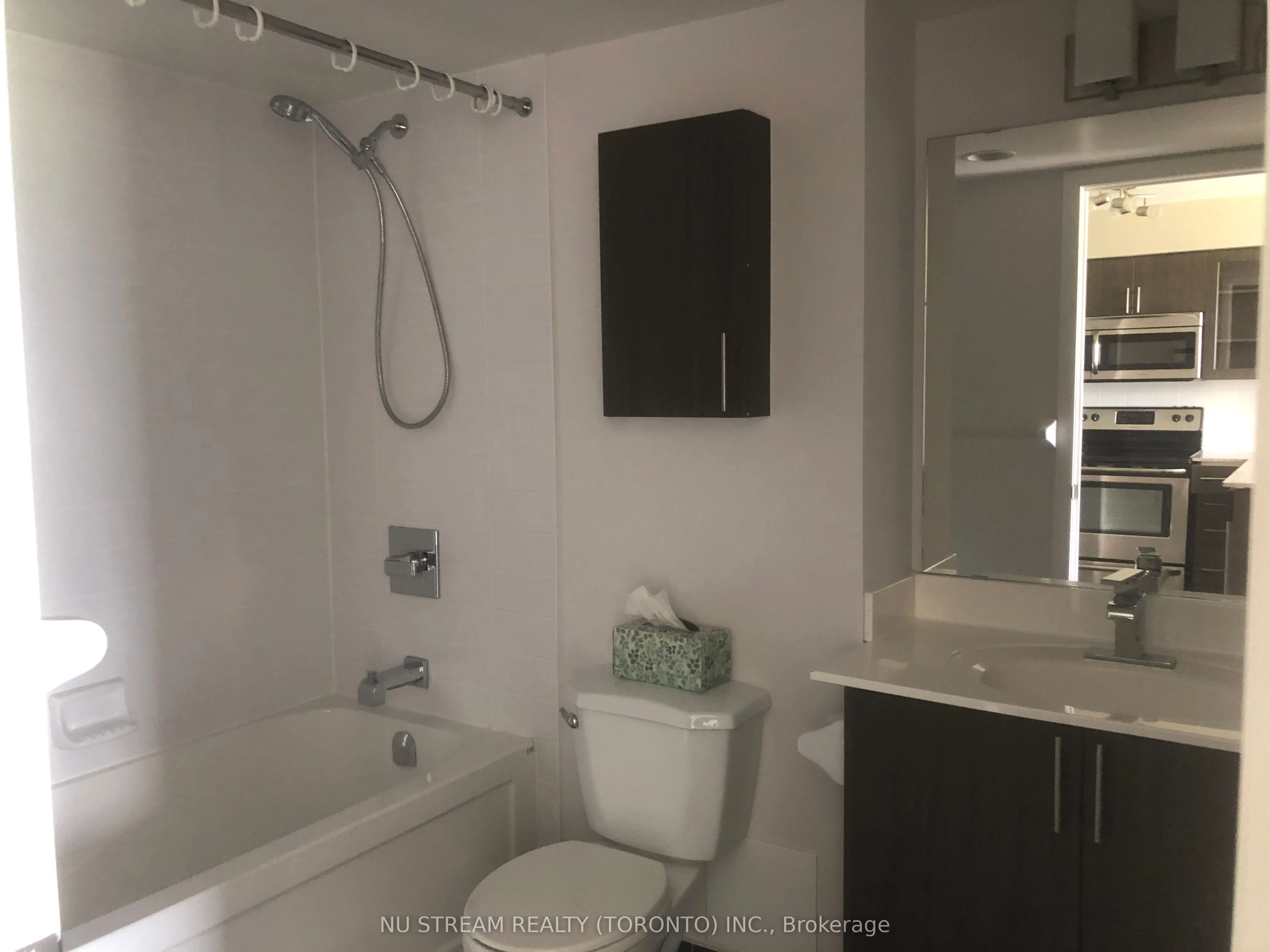 75 NORMAN BETHUNE Avenue #921