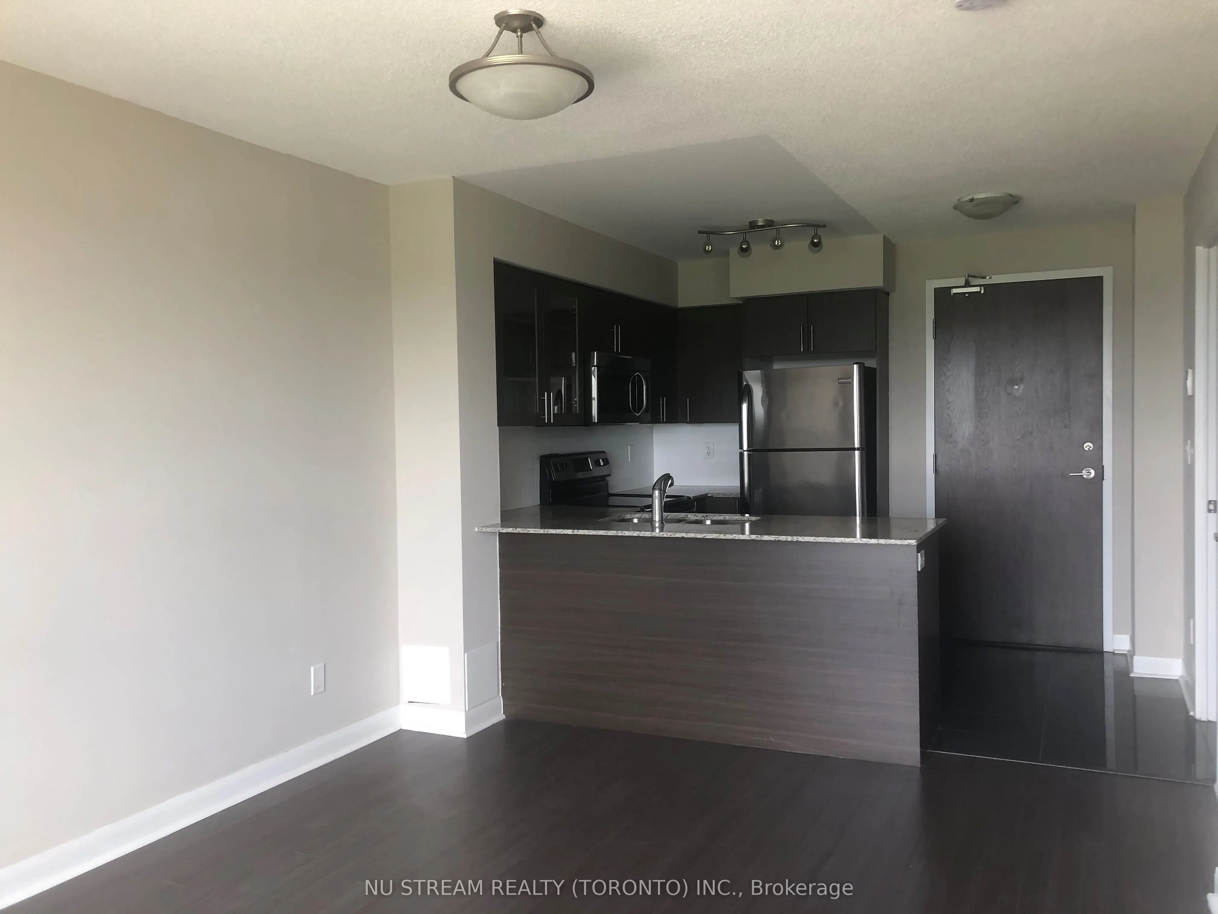 75 NORMAN BETHUNE Avenue #921