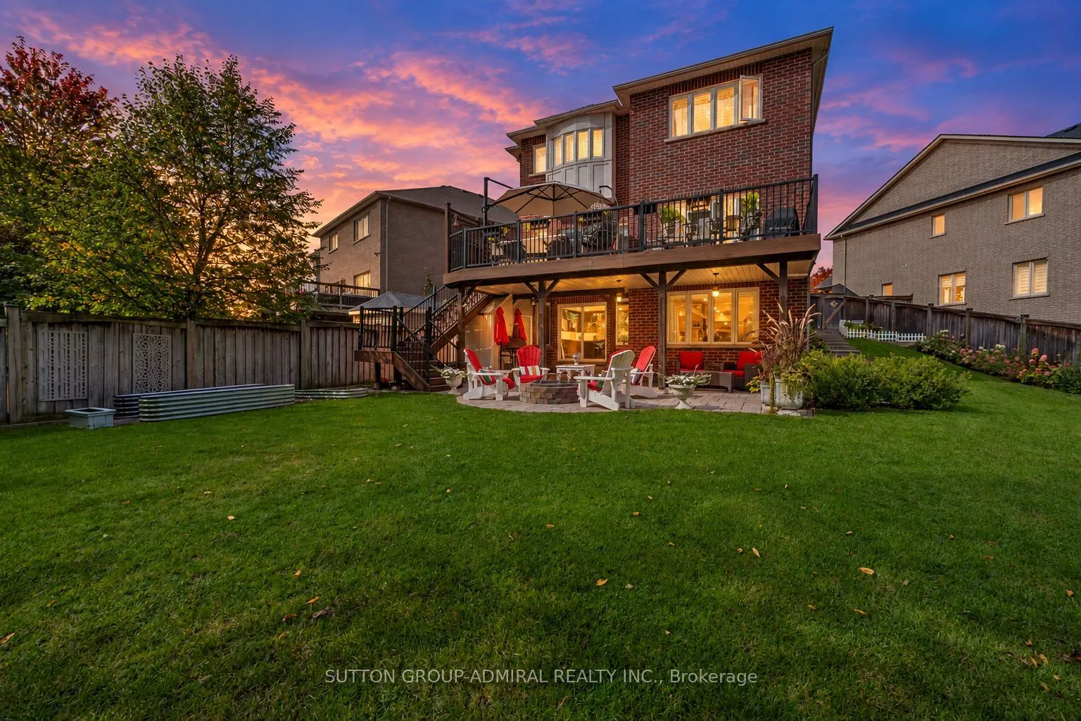 55 Maverick Crescent