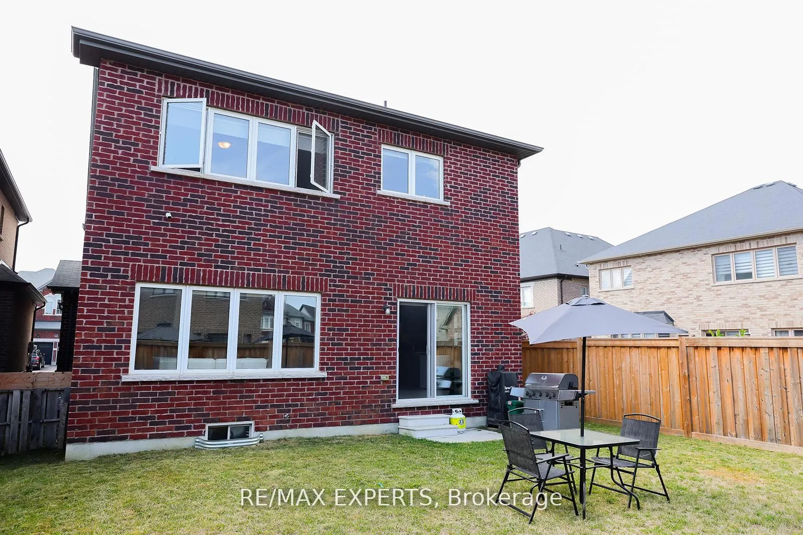 1426 Farrow Crescent
