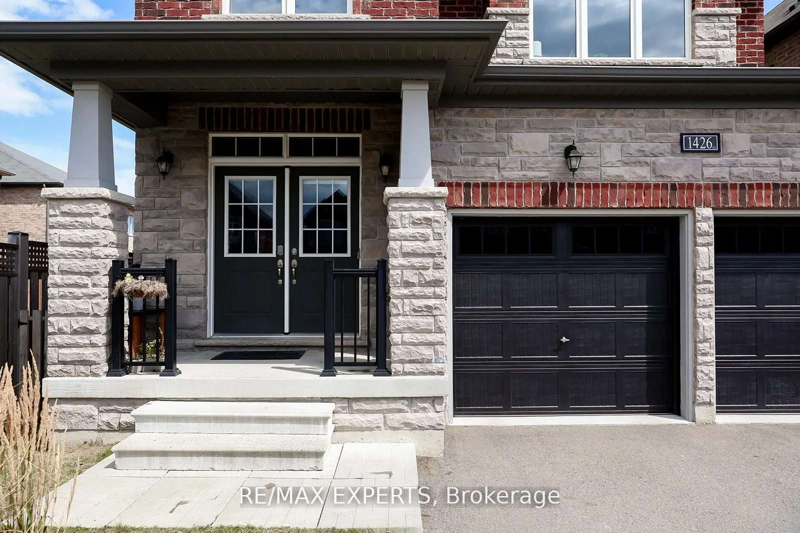 1426 Farrow Crescent