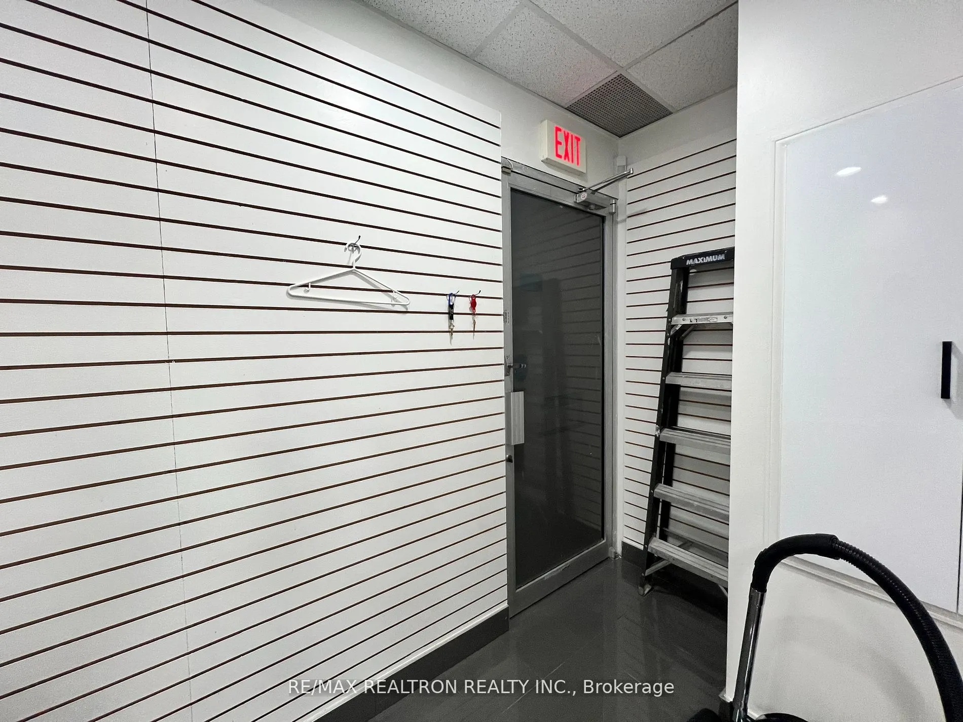 7378 Yonge Street #26B