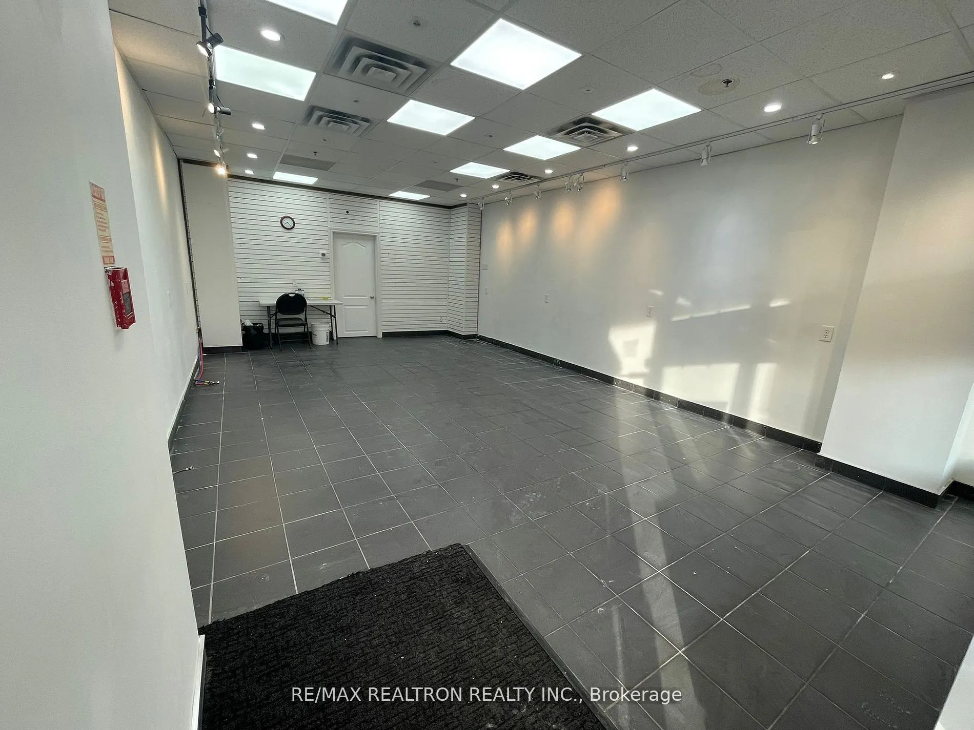 7378 Yonge Street #26B