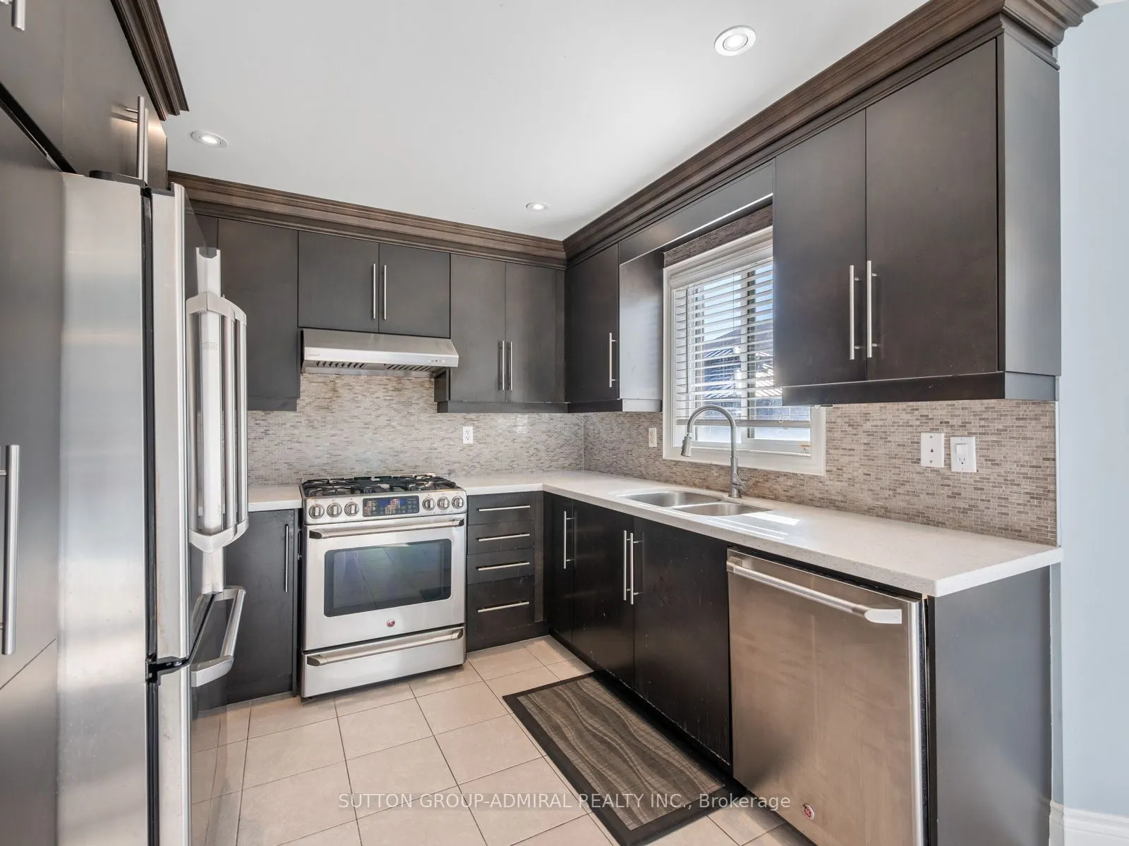 38 Orion Avenue