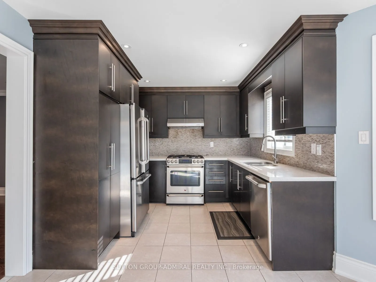 38 Orion Avenue
