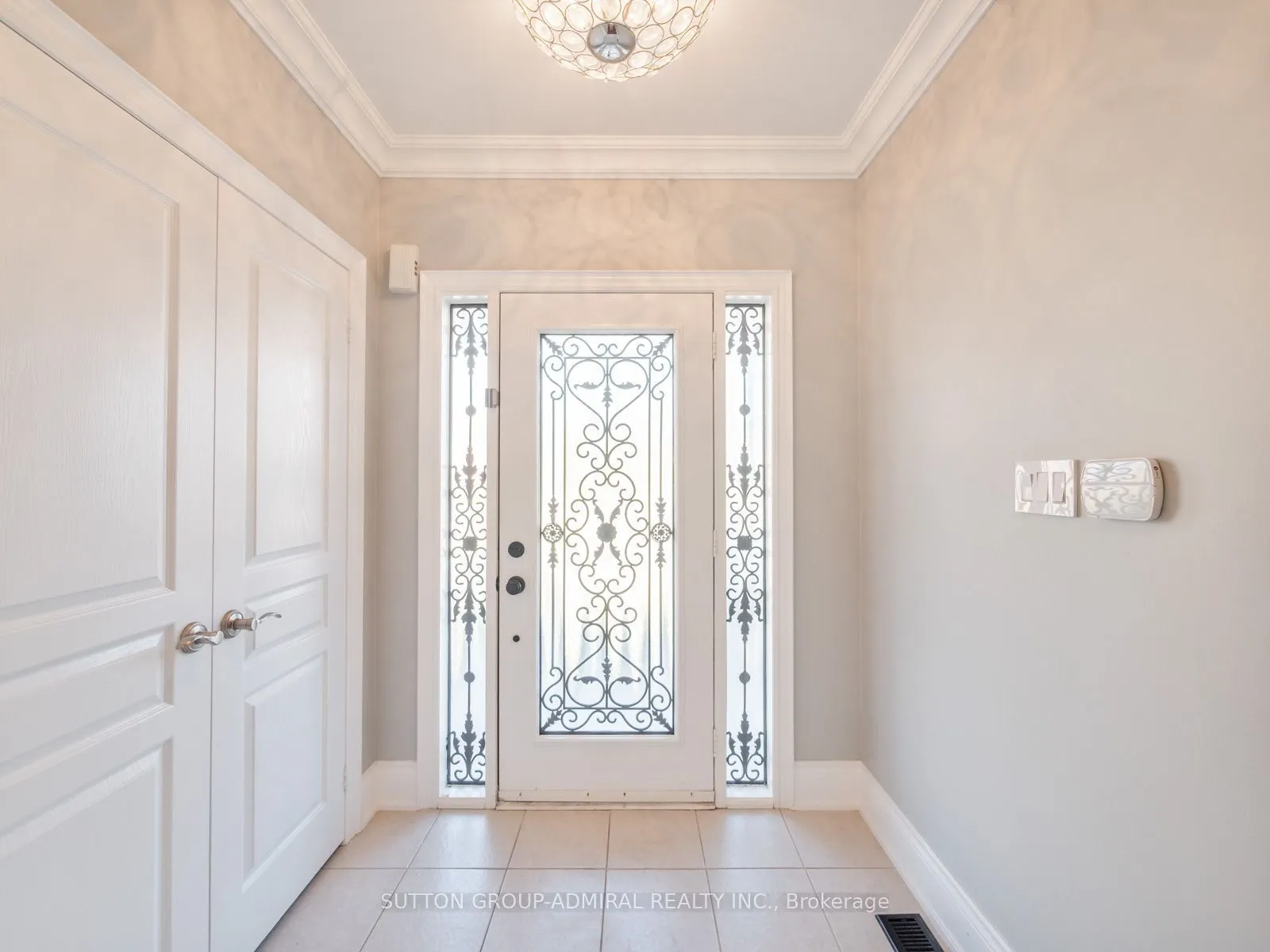 38 Orion Avenue