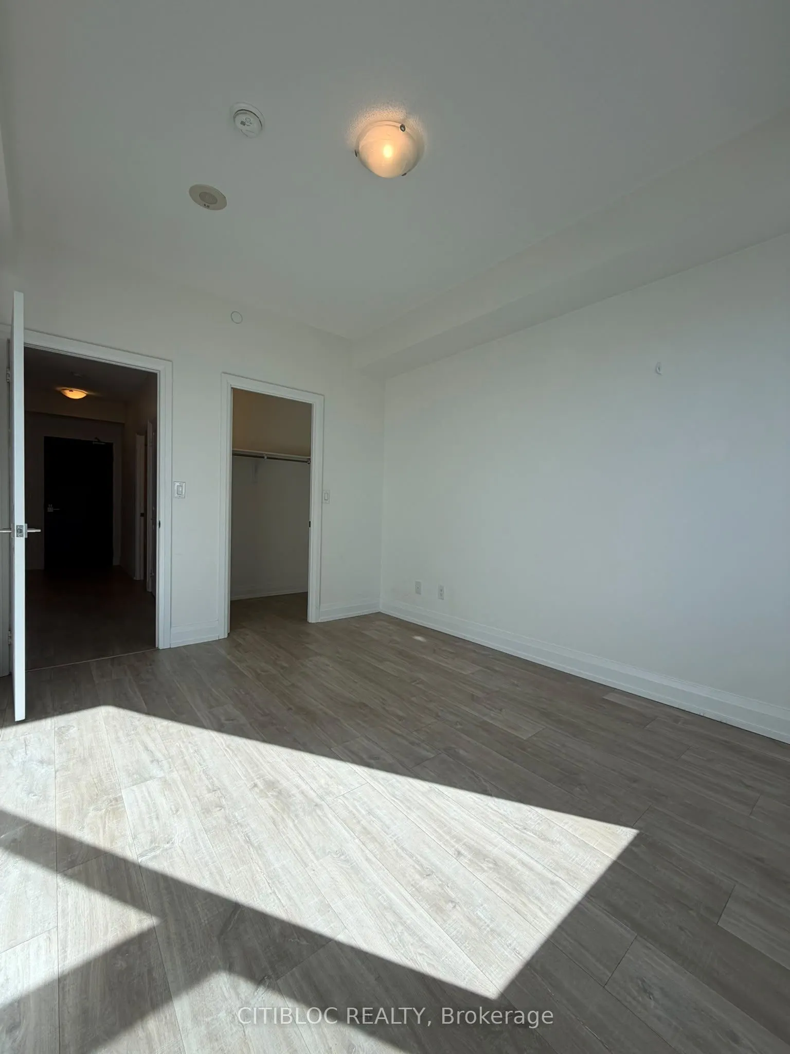 3600 Highway 7 W #505