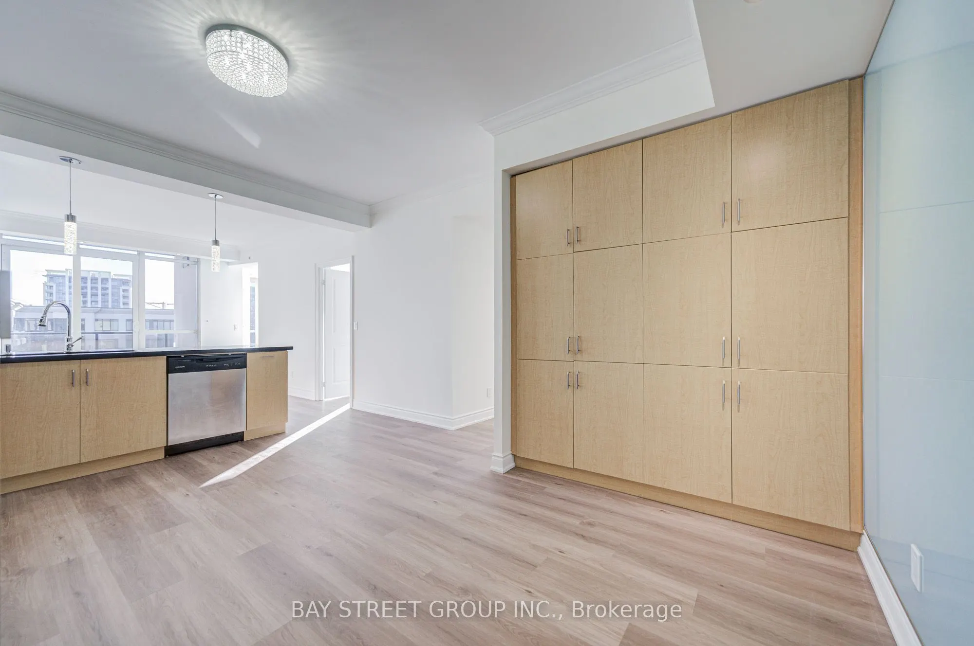 89 South Town Centre Boulevard #1102