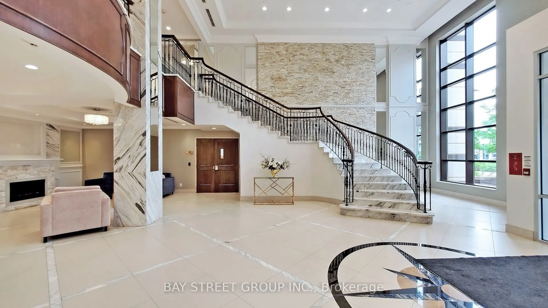 89 South Town Centre Boulevard #1102