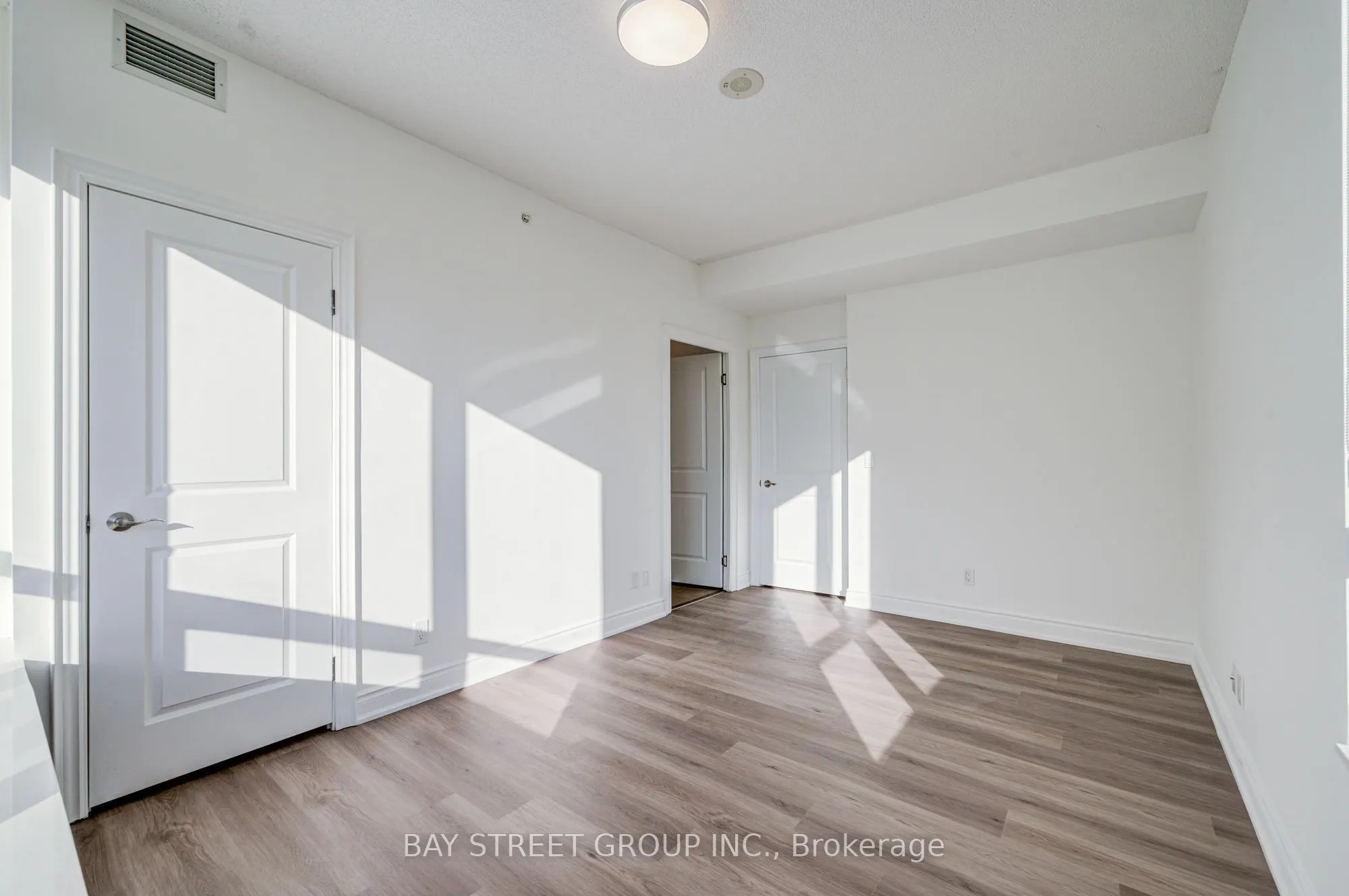 89 South Town Centre Boulevard #1102