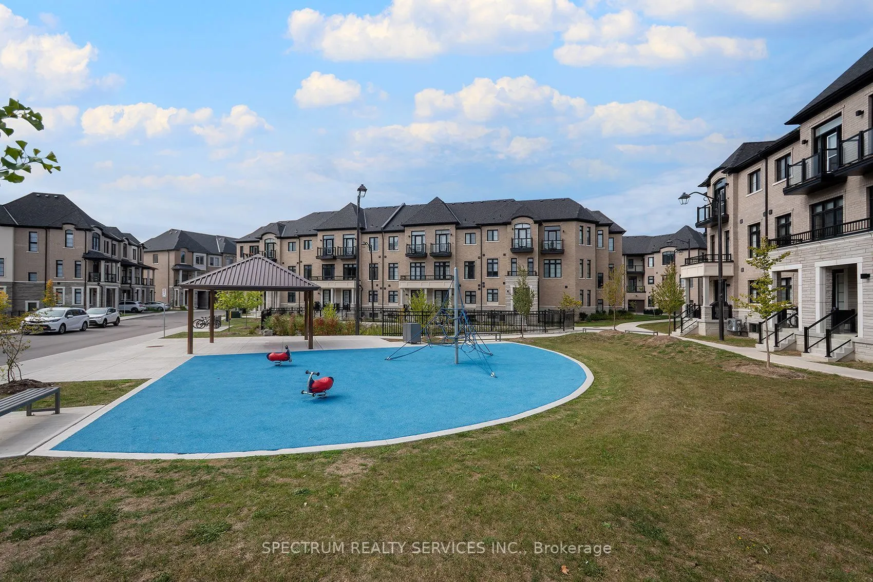 110 De La Roche Drive