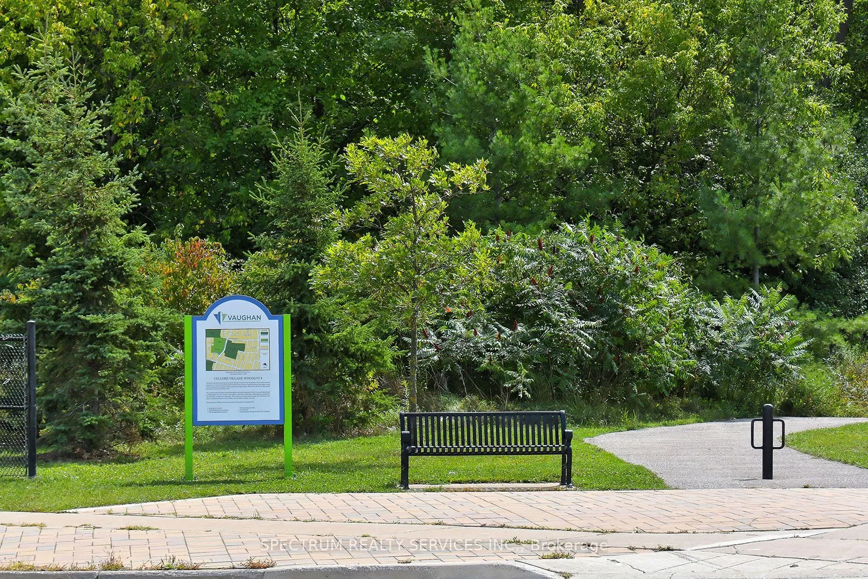 110 De La Roche Drive