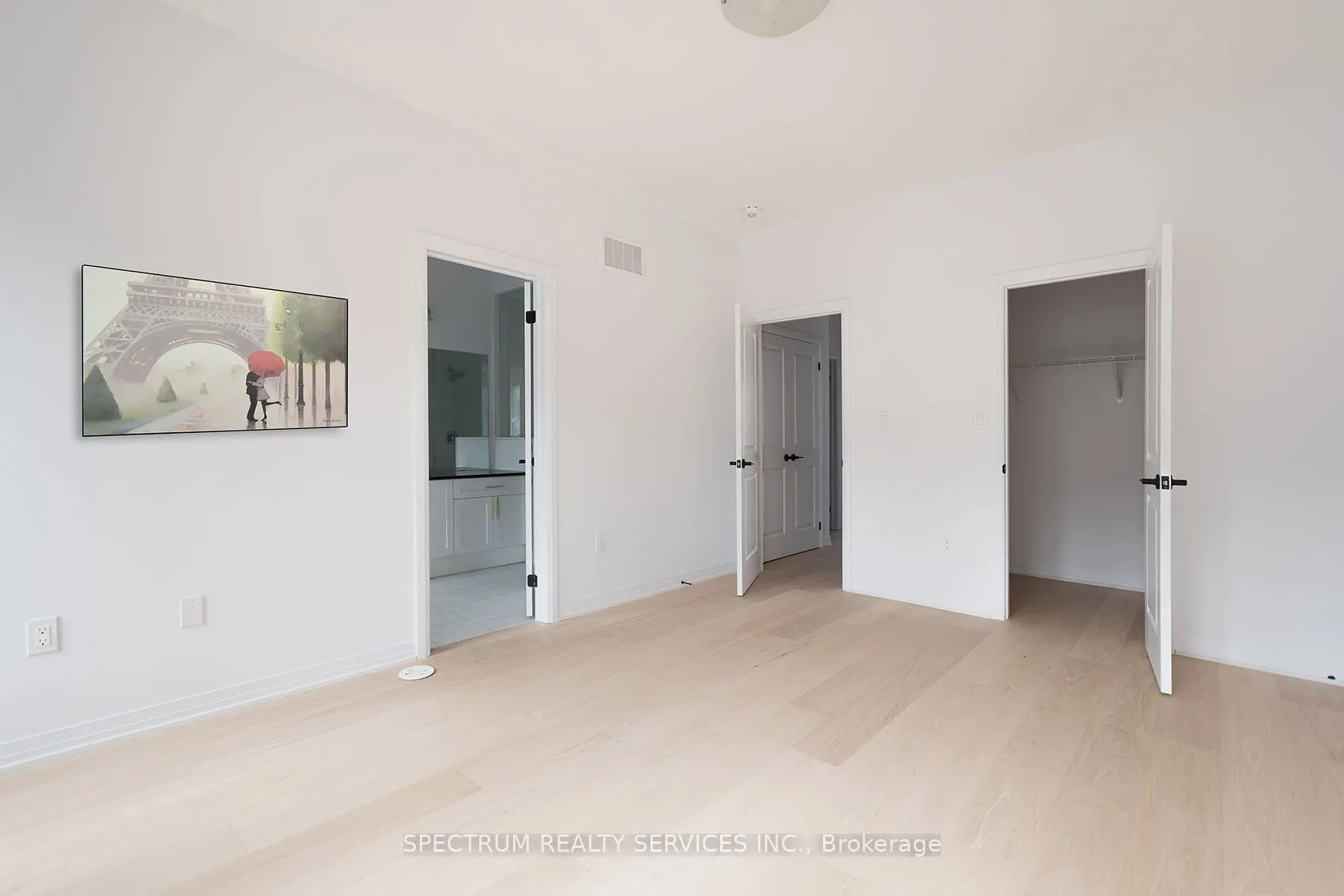 110 De La Roche Drive