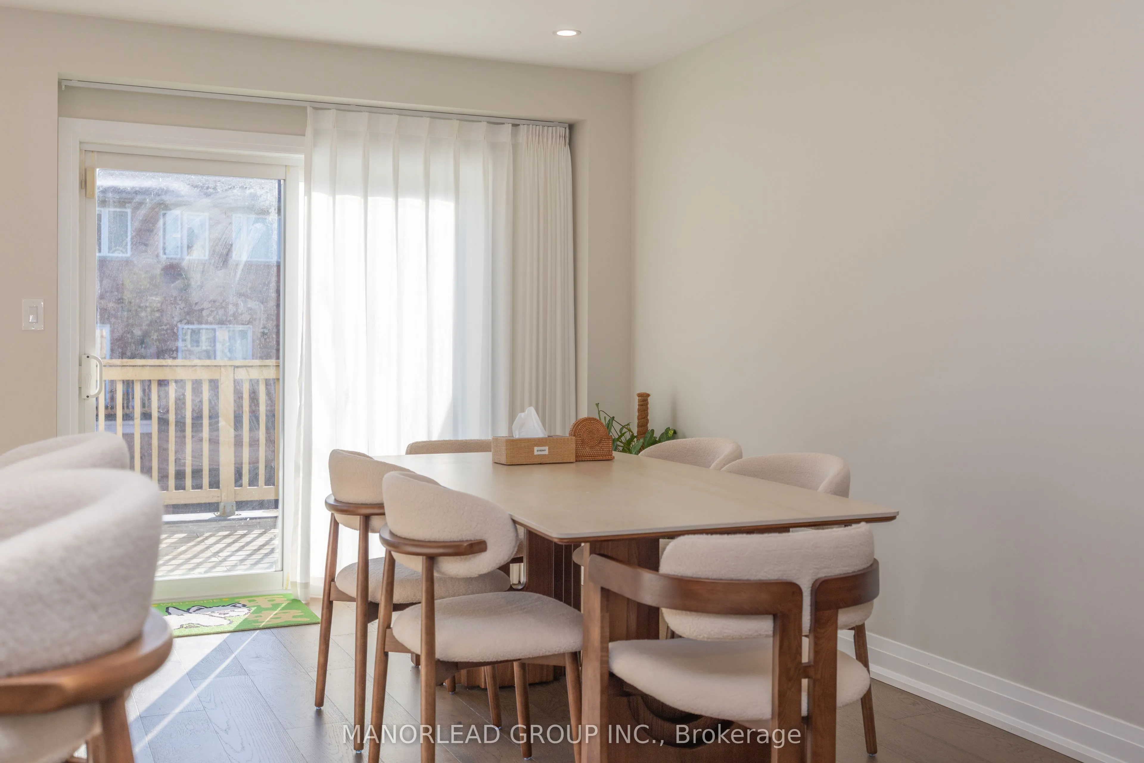 8 Rock Garden Street