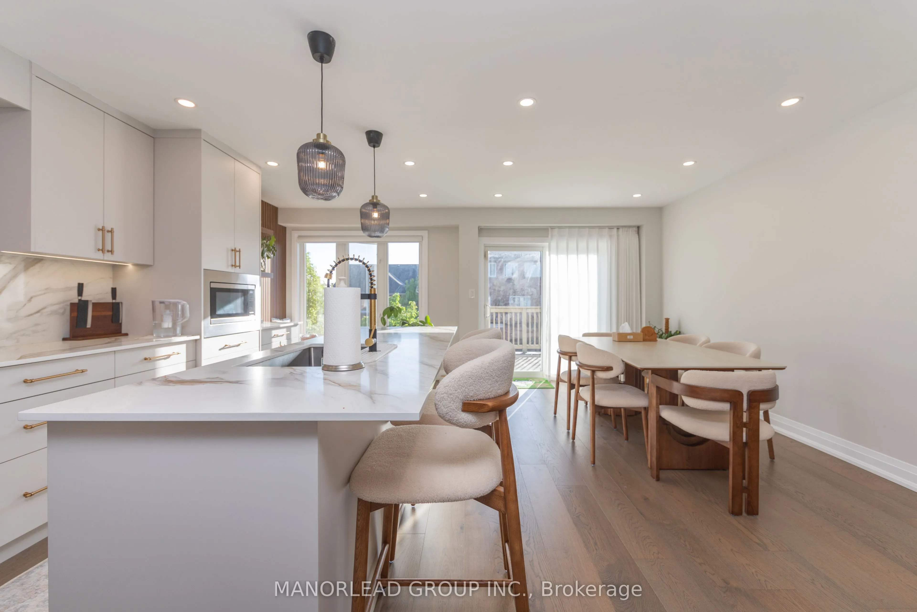 8 Rock Garden Street