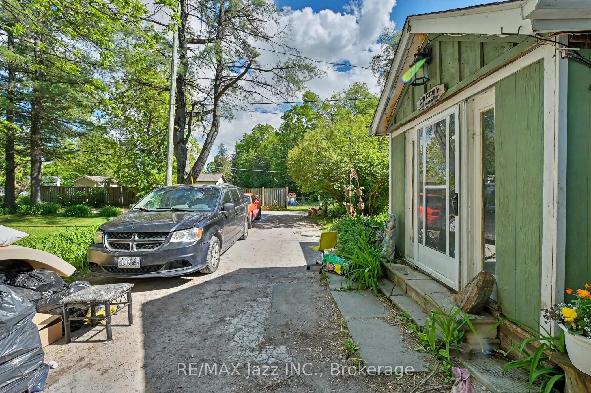 4 Hubbard Street