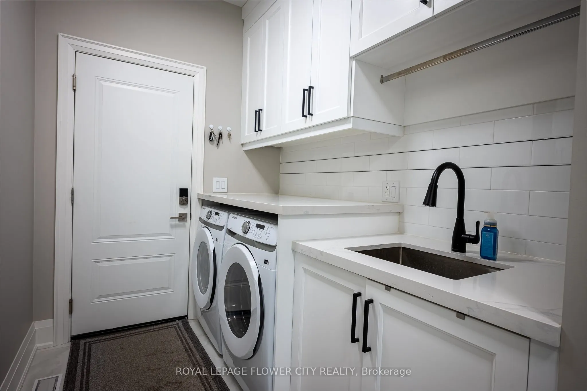 2164 Adjala Tecumseth Townline