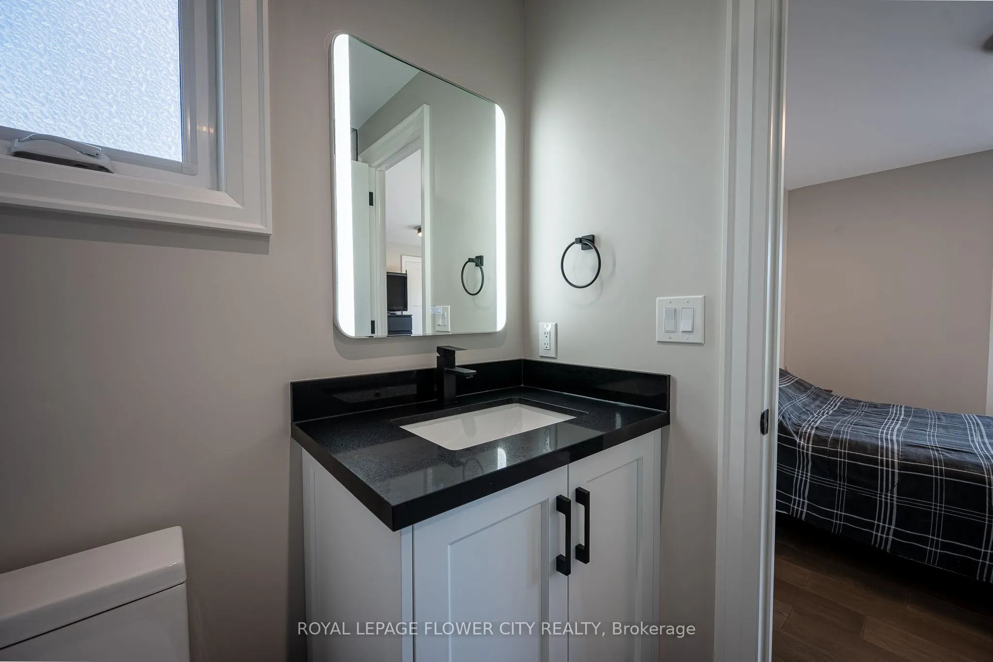 2164 Adjala Tecumseth Townline