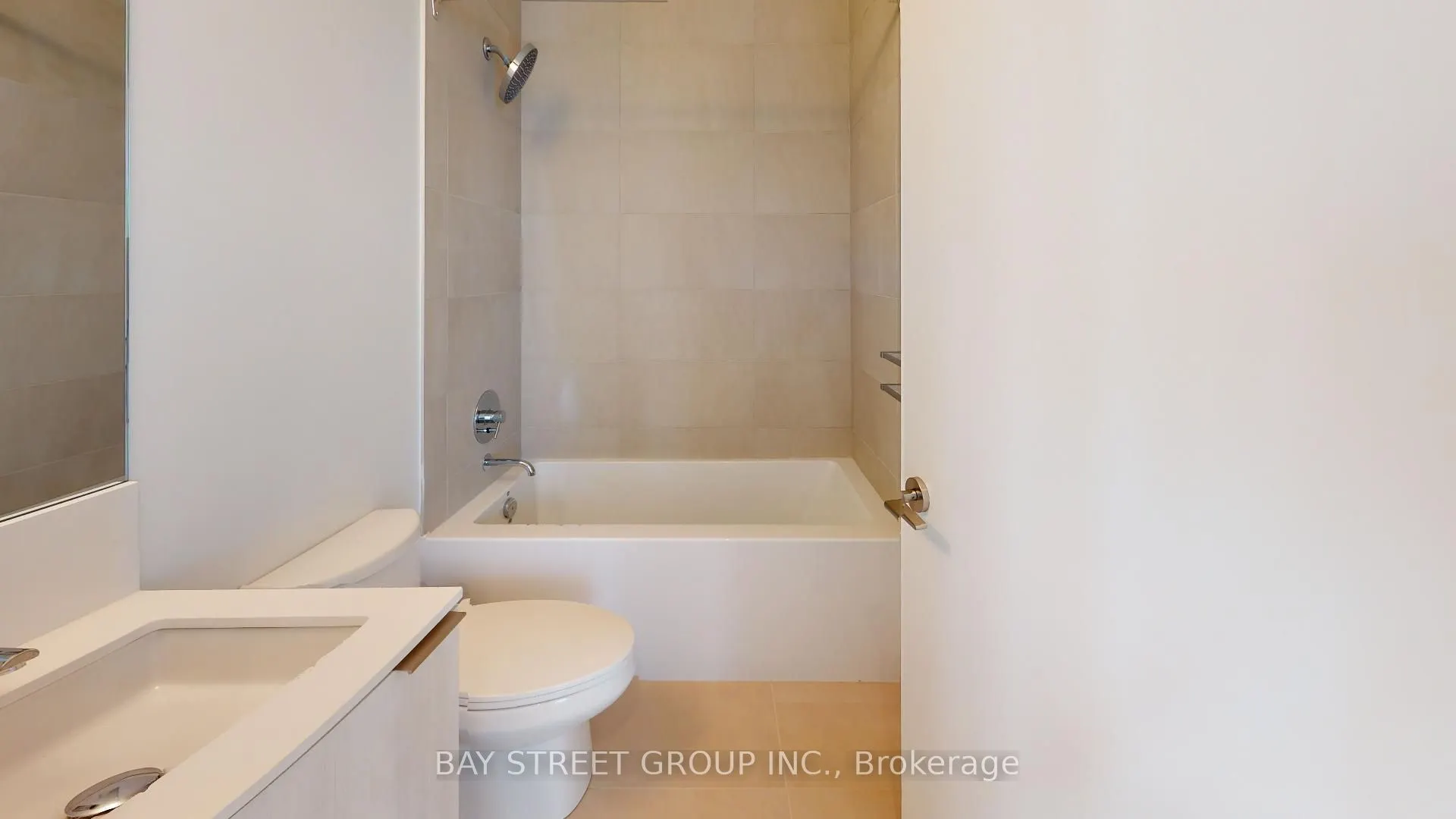 1000 Portage Parkway #1911