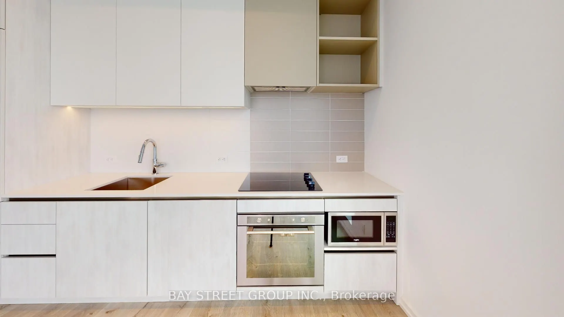 1000 Portage Parkway #1911
