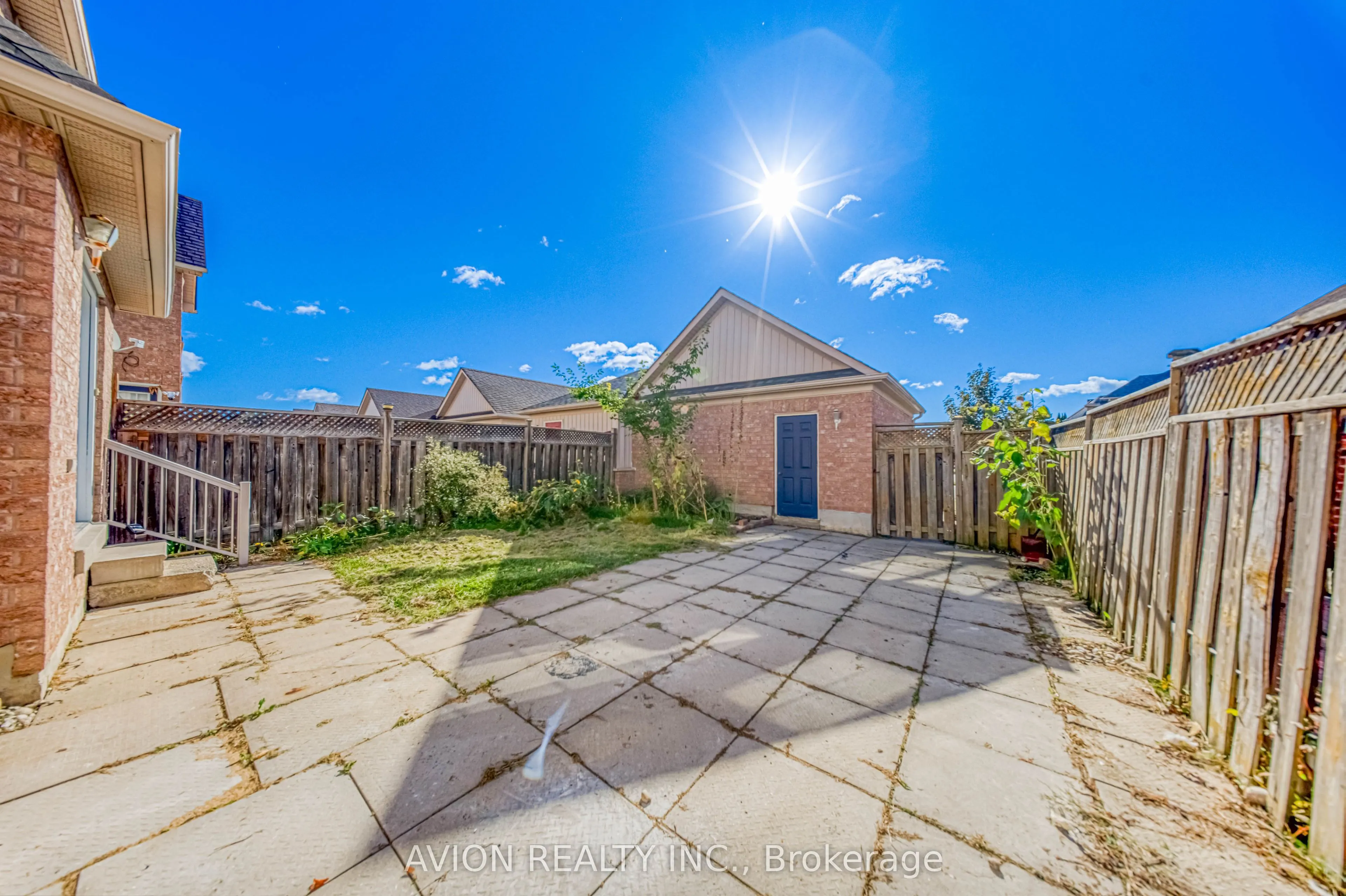 741 Bur Oak Avenue