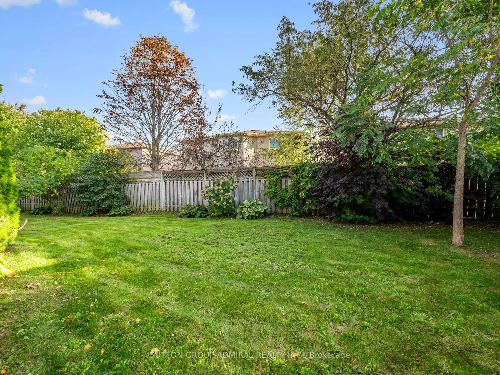 11 Espby Court
