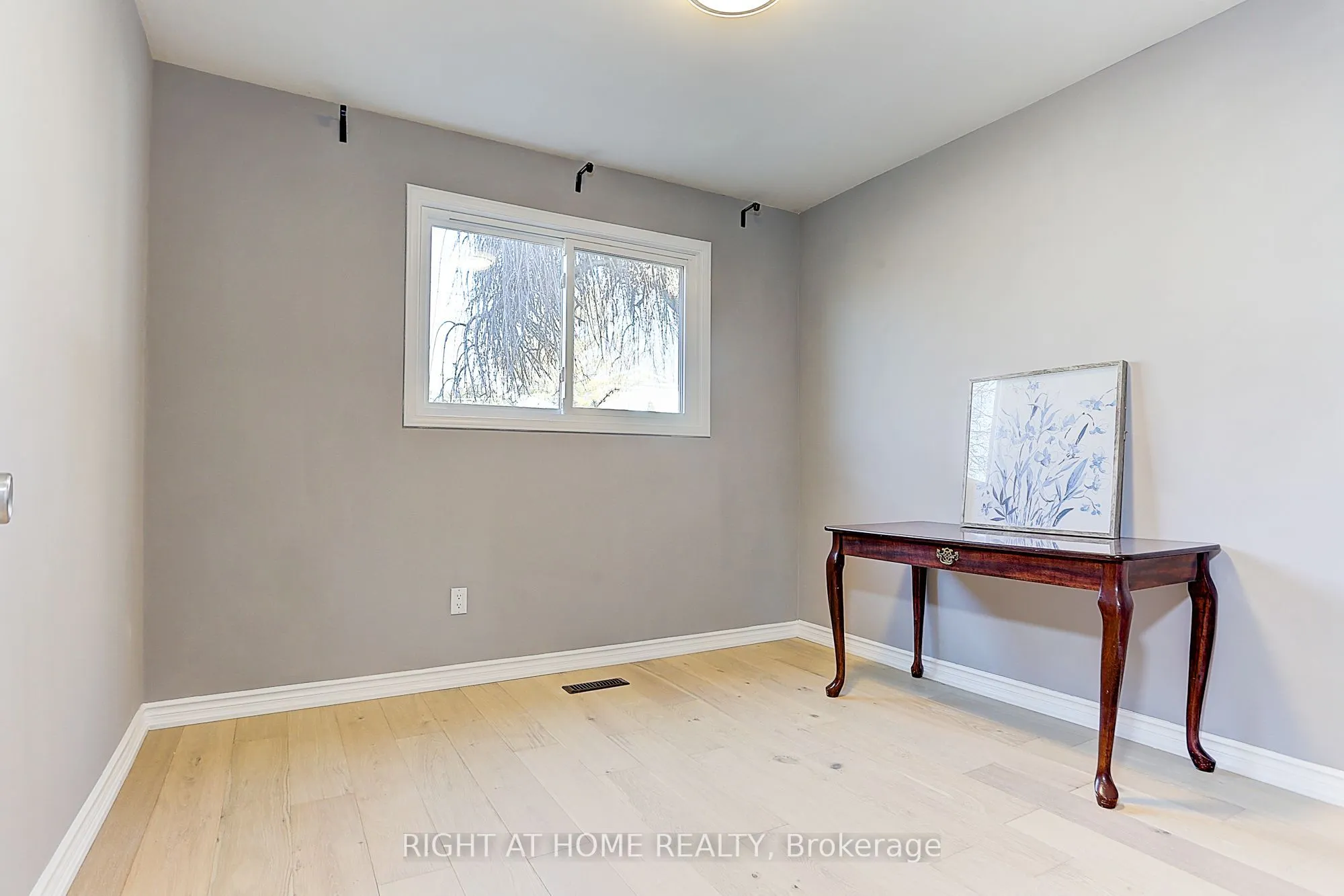 87 Stockdale Crescent #Ground Unit