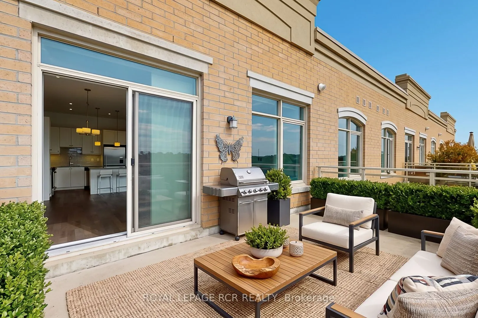 15277 Yonge Street #707