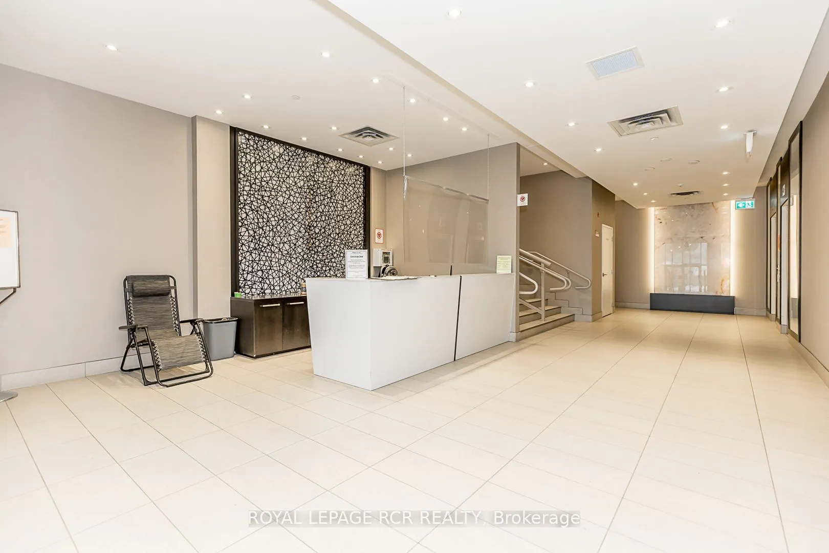 15277 Yonge Street #707