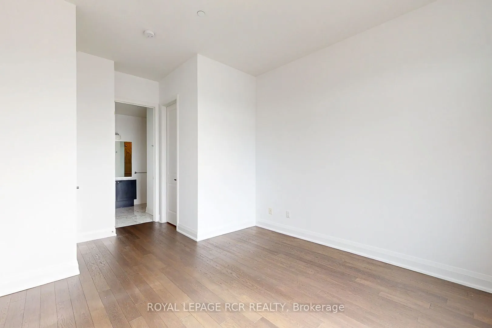 15277 Yonge Street #707