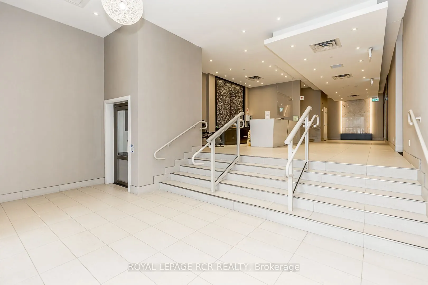 15277 Yonge Street #707
