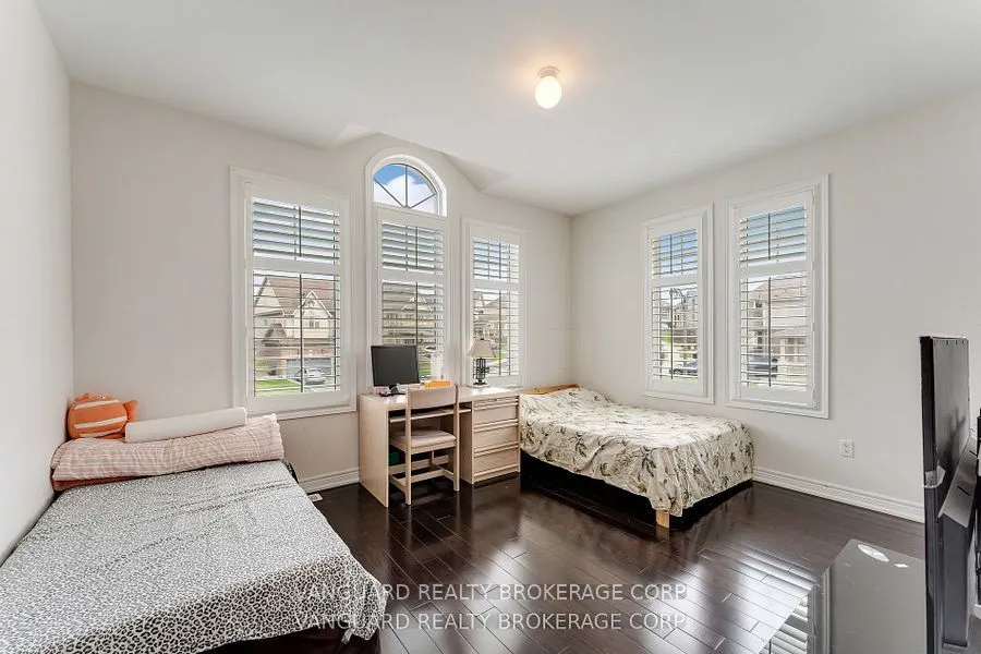 75 Treetops Boulevard