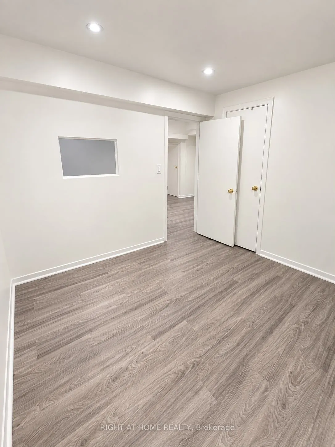 32 Aranka Court