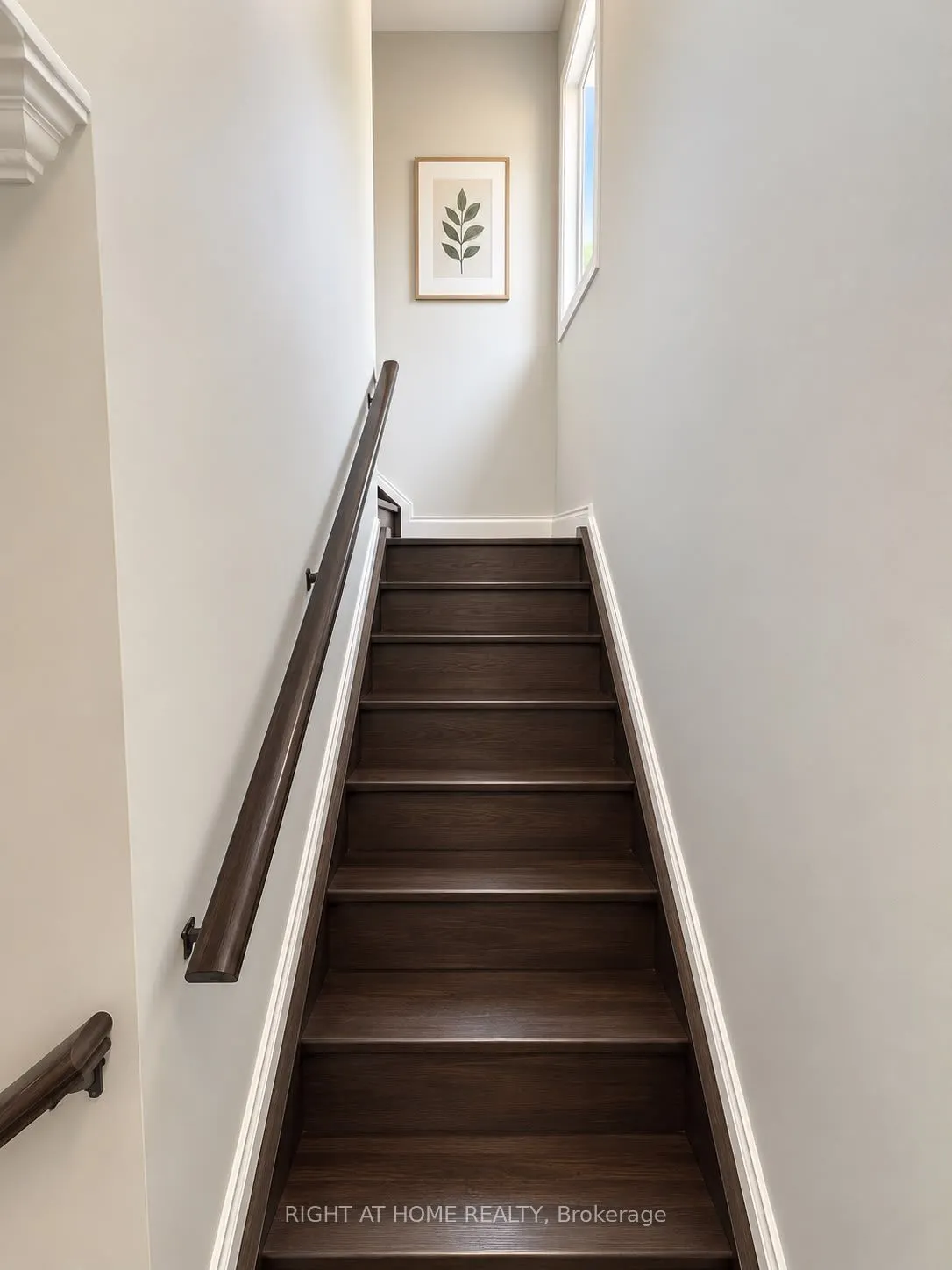 32 Aranka Court