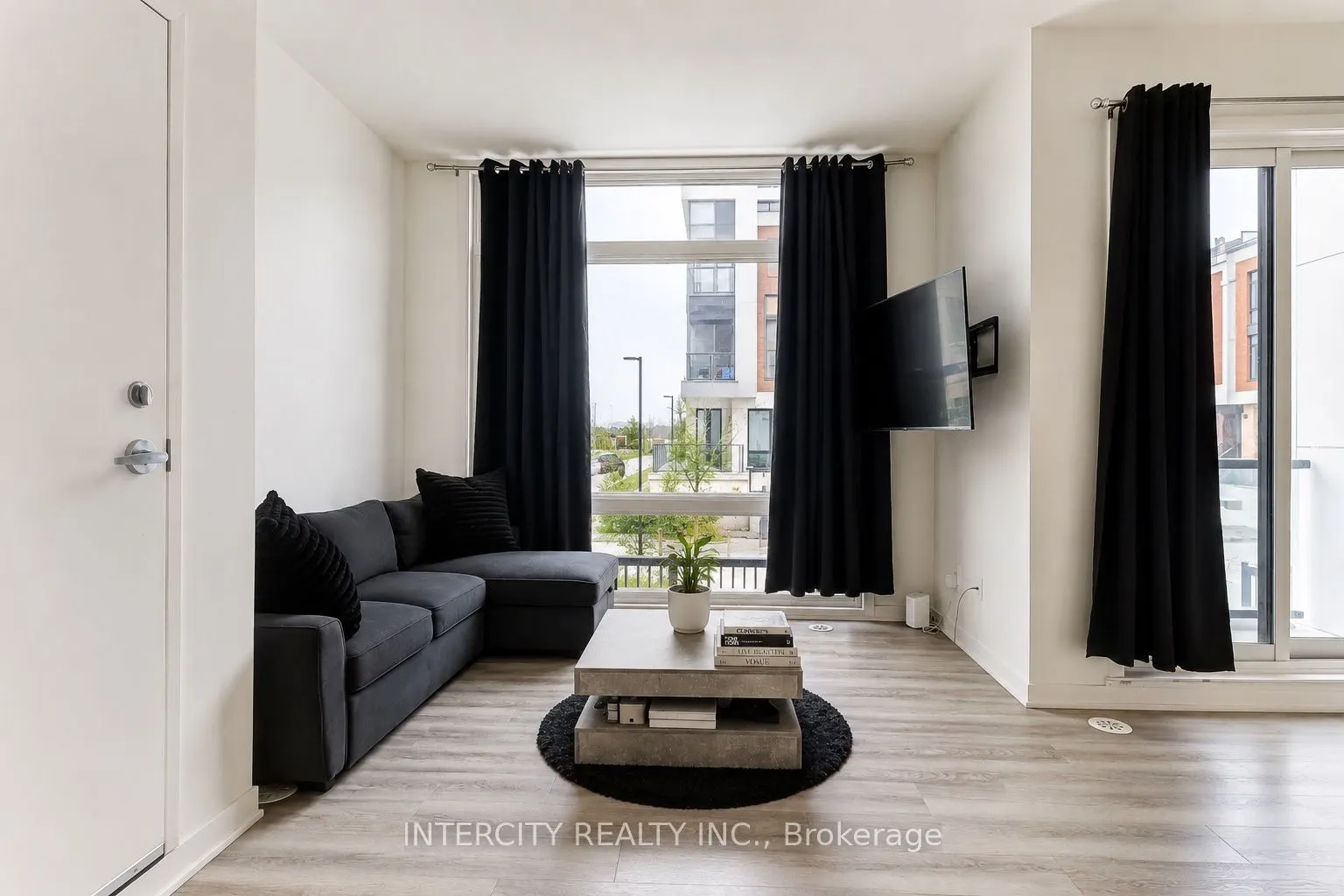 11 David Eyer Road #1504
