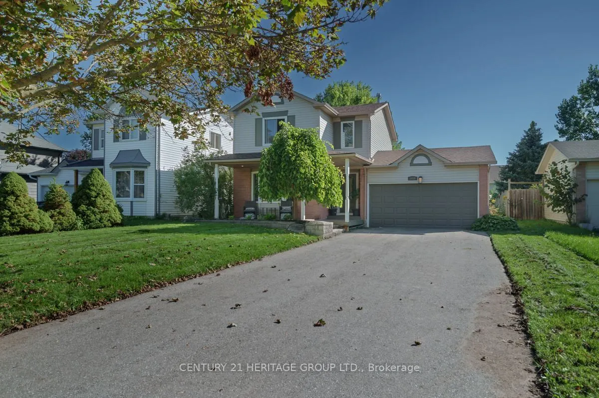 1919 Applewood Avenue