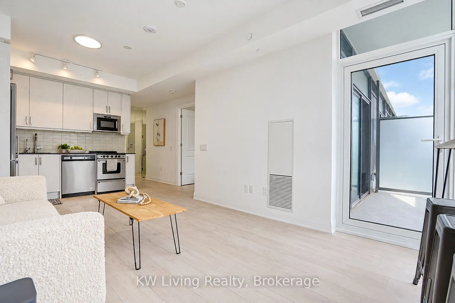 10 Gatineau Drive #515